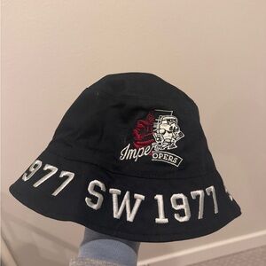 Disneyland Star Wars 1977 reversible hat